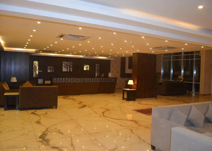 تولاي بارك