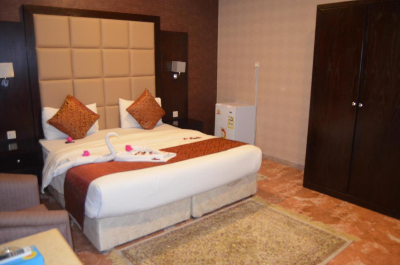 Aparthotel تولاي بارك